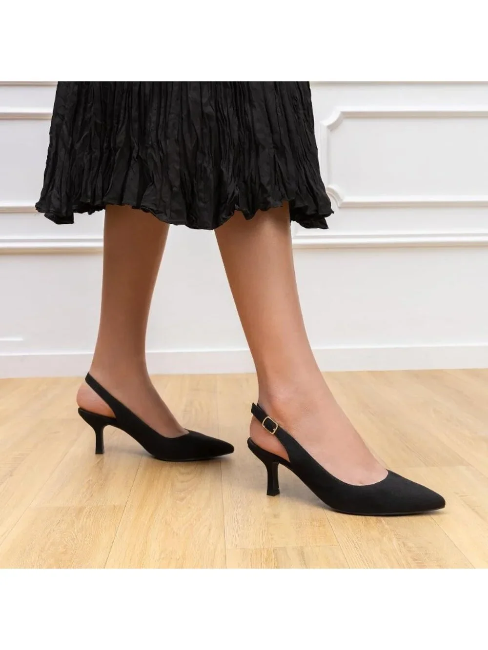 Womens Black Faux Leather Kitten Slingback Low Heels Casual Dress Shoes Pumps